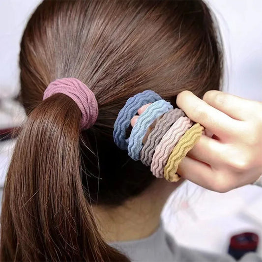 Elastiques cheveux sur femme